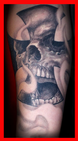 Darrin White - Ron cross skull